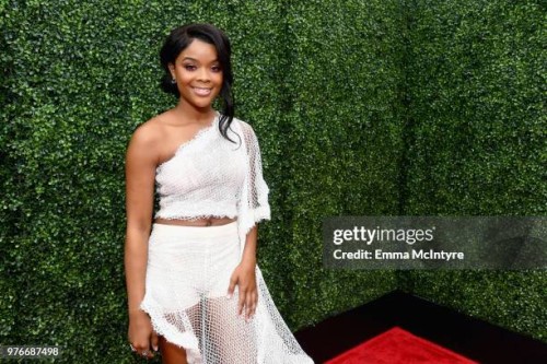 Ajiona-Alexus-R0038c97fdc92191901e.jpg