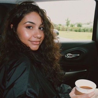Alessia-Cara-R00119fb2111319a1c19