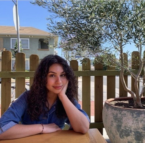 Alessia-Cara-R04349aa64f4b6947c68.jpg