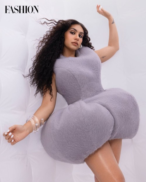 Alessia-Cara-R04498409ac4b6bbfe42.jpg