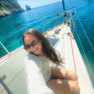 Alex-Bray-Brooke-R011