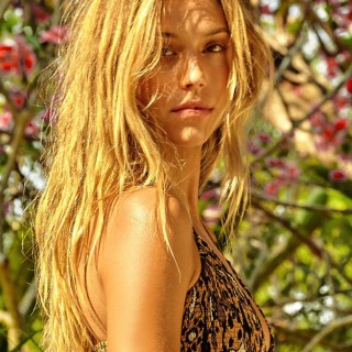 Alexis-Ren-24b77f10868301d6d7