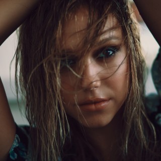 Alexis-Ren-by-Kimberley-Gordon-for-Planet-Blue-122caa64f01509a900