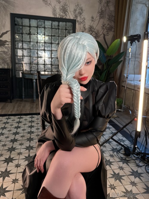 Alina Becker Mei Mei (16)