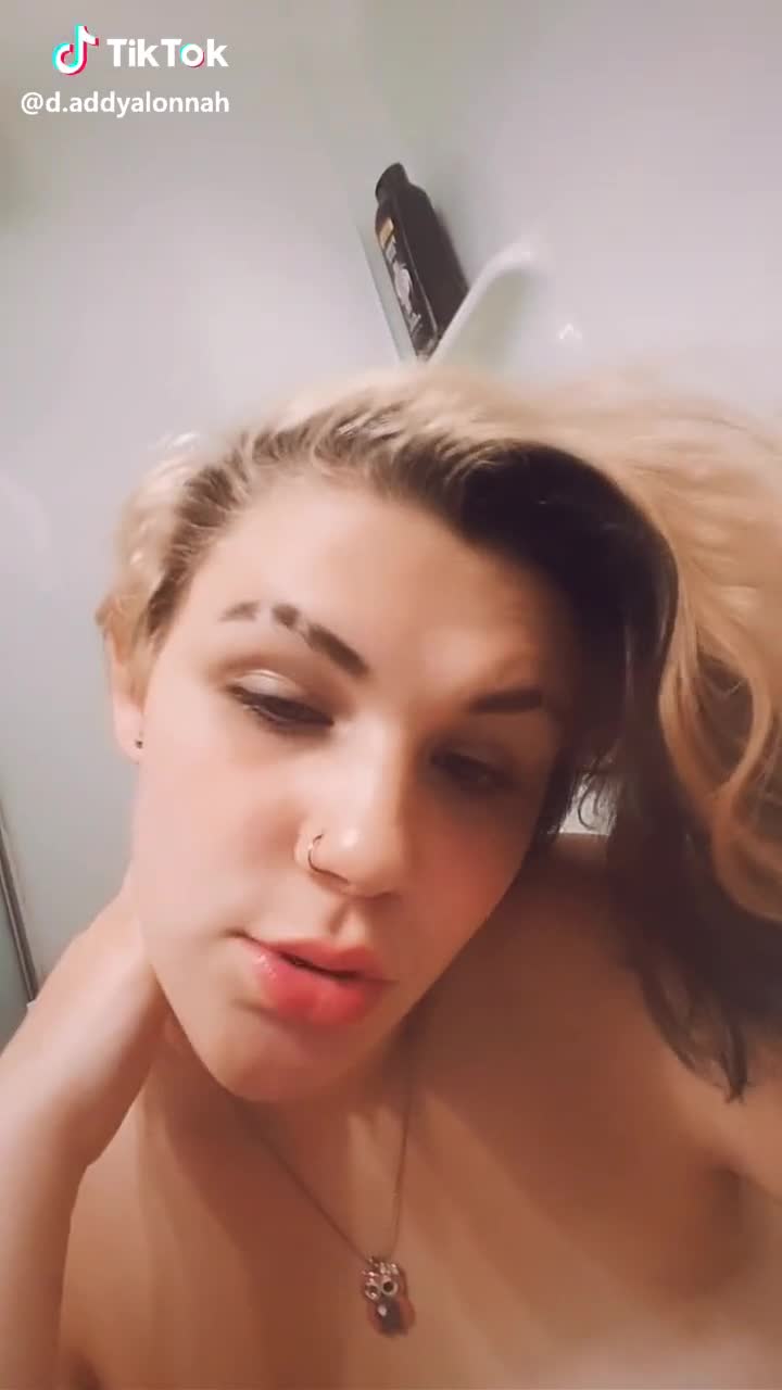 Alonnah-shower-2.mp4