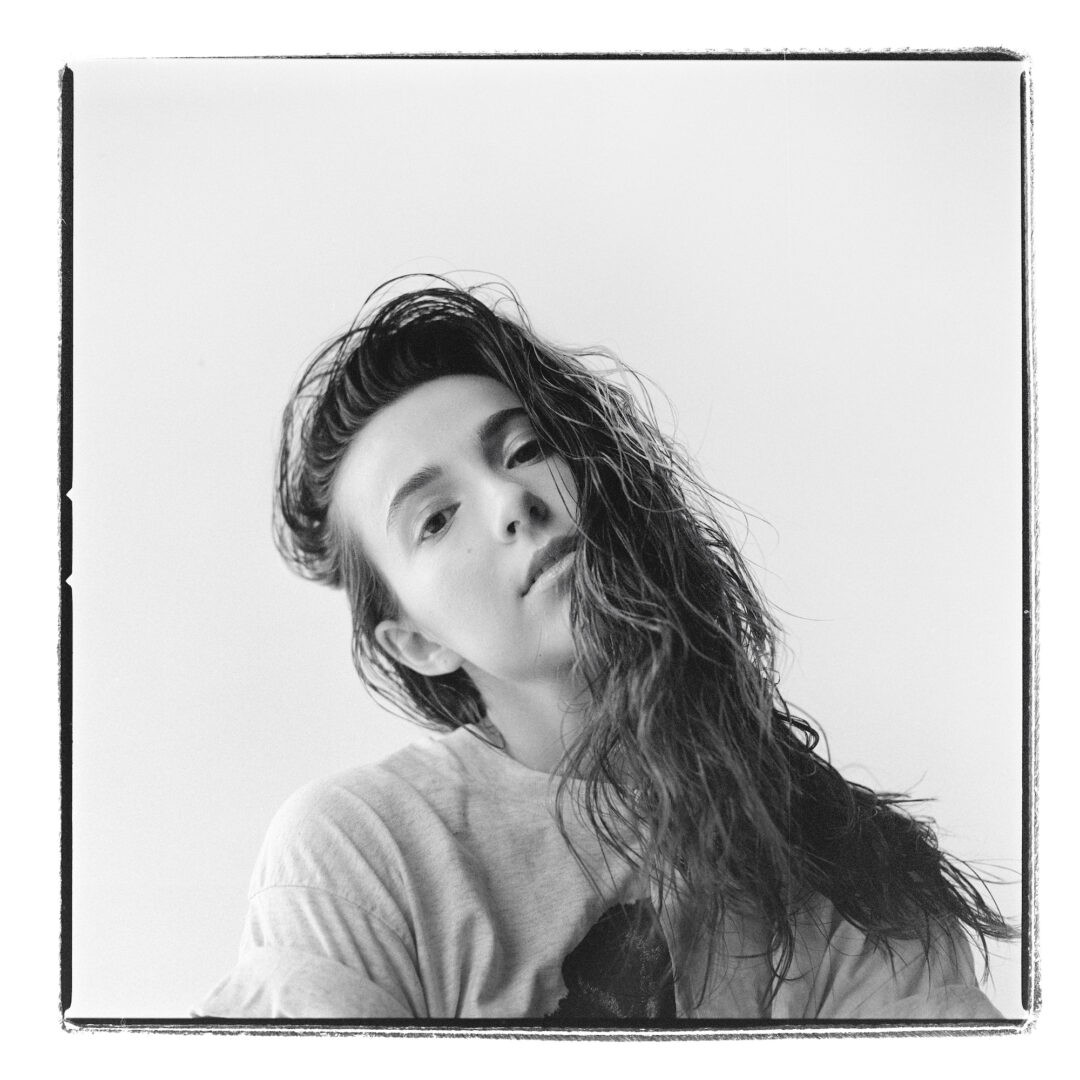 Anjelica Bette Fellini R013.jpg