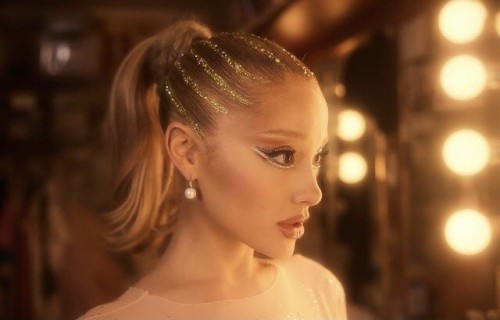 Ariana-Grande-Butera-R0177b693478874eda27.jpg