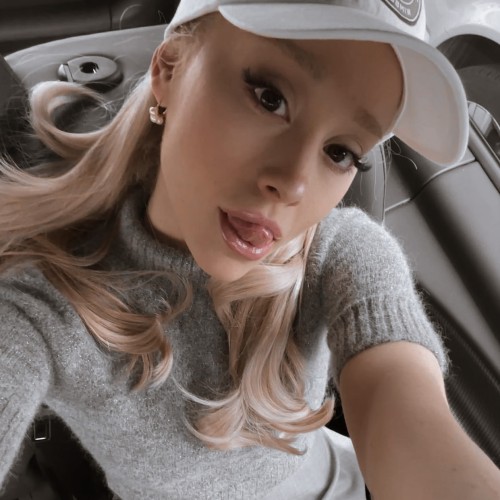 Ariana-Grande-Butera-R046bedf300c3c7f72c4.jpg