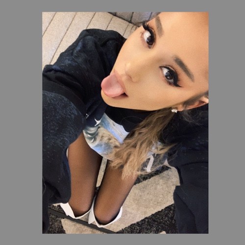 Ariana-Grande-Butera-R053925355429c855195.jpg