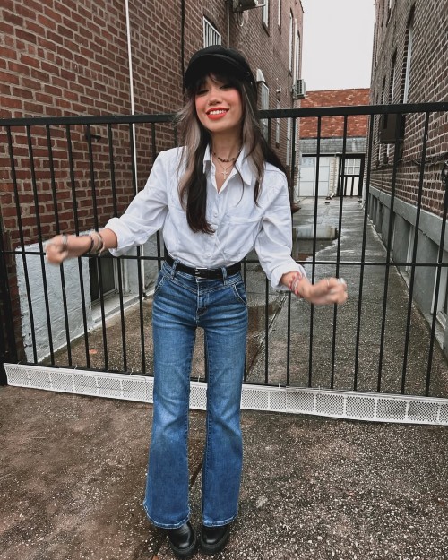 Baylee-Christine-MaybeBaylee-R052.jpg