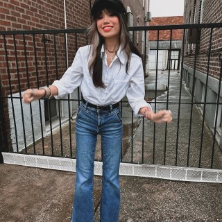 Baylee-Christine-MaybeBaylee-R052