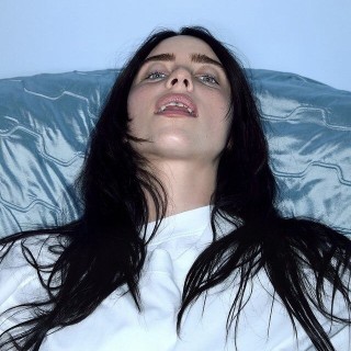 Billie-Eilish-R035
