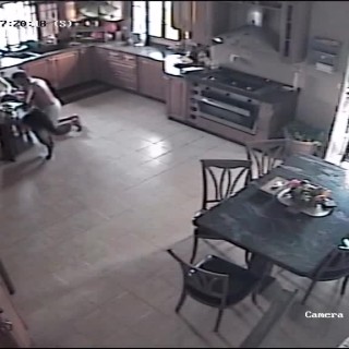 Caline-Zeaiter-Cam9bb97830e04df5ee3