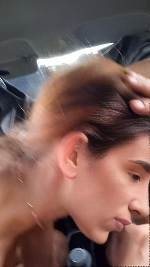 Caline-Zeaiter-IM-goo-Sex140683f0e9ee363c1b80a.png