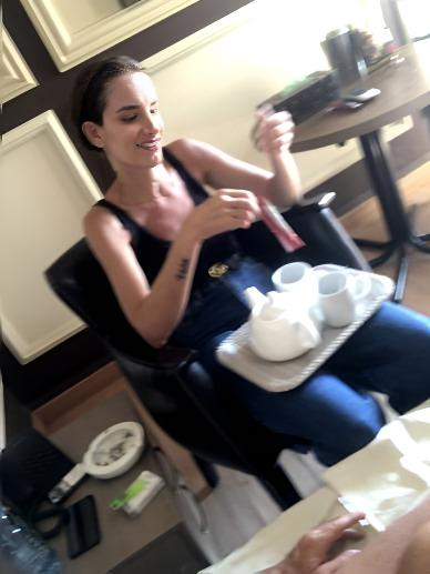 Caline-Zeaiter-SexStars-IM84f2c6d66d1545089.png