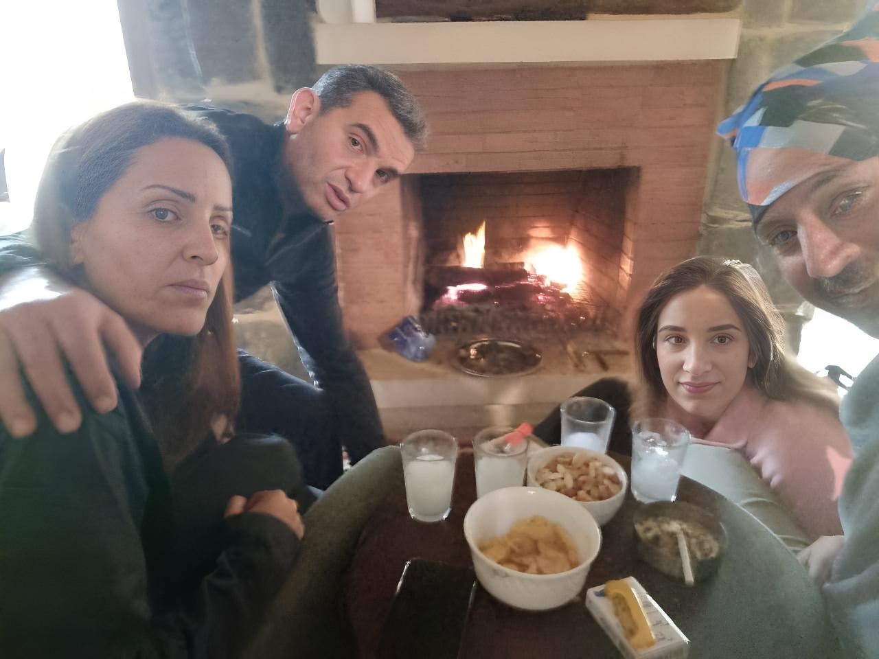 Caline Zeaiter times Frame goo BB(6287).png