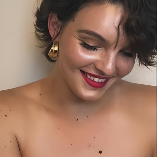 Camren-Bicondova-F004