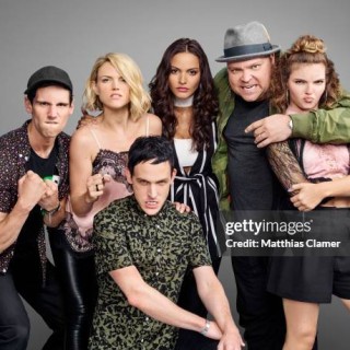 Camren-Bicondova-R015