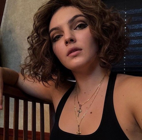 Camren-Bicondova-R036.jpg