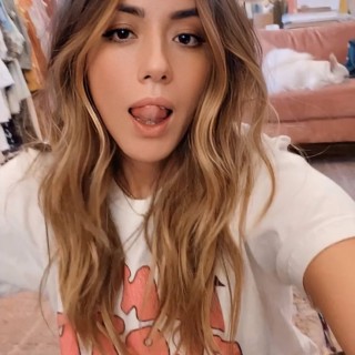 Chloe-Bennet-Wang-R0403322f1e828bff98a