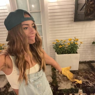 Chloe-Bennet-Wang-R04564cc06d2c566d2a5