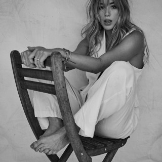 Chloe-Bennet-Wang-R048b755b4258c1caf67