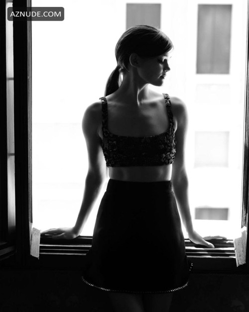 Ciara-Bravo-R006.jpg