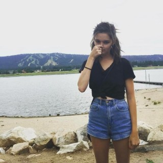 Ciara-Bravo-R009