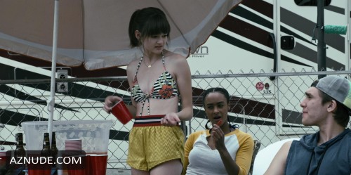 Ciara-Bravo-R024.jpg