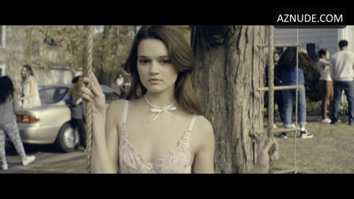 Ciara-Bravo-R033.mp4