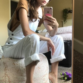 Ciara-Bravo-R042