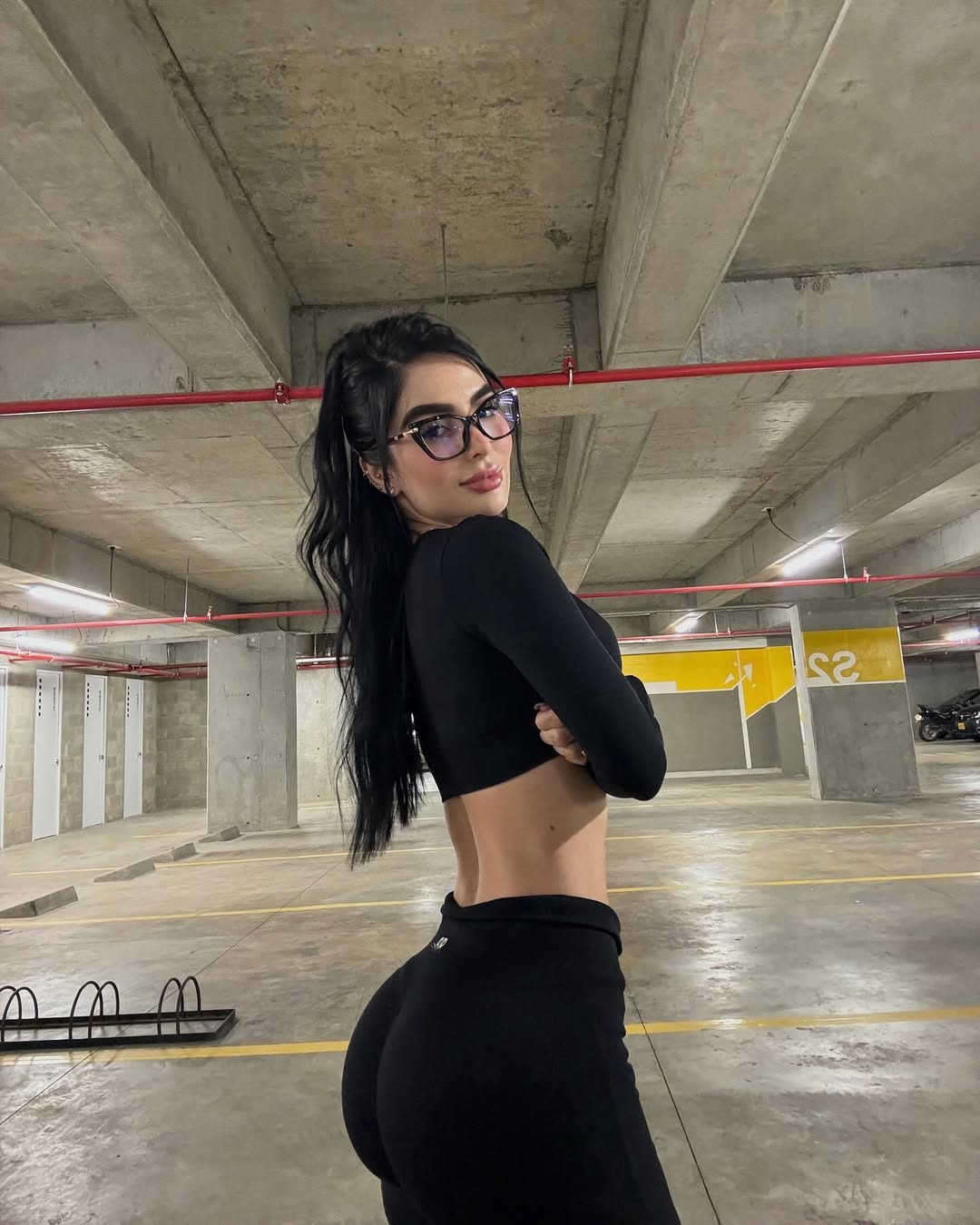 ClipDown.com_453438478_1013369756640911_7439515168757040541_n.jpg