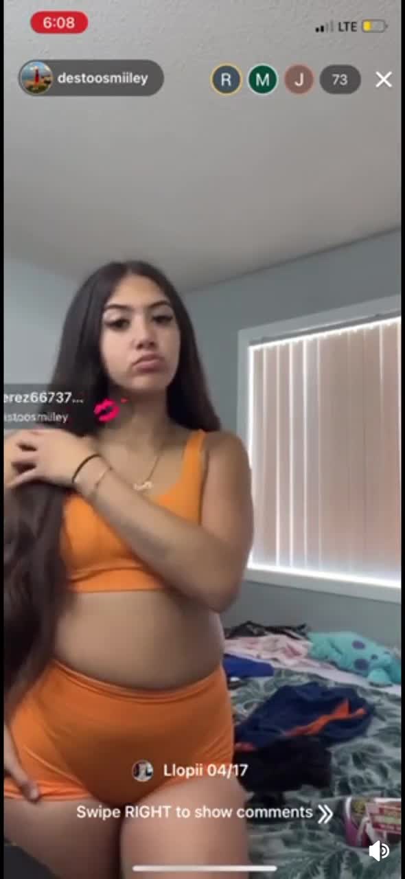 Destoosmiiley-tit-flash-and-bentover.mp4