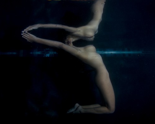 Devi_underwater-253fb84b52fd1b2498.jpg