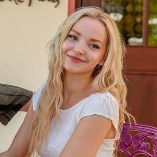 Dove-Cameron-R016e5f9e536bd58afa3