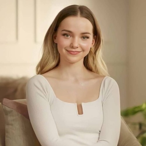 Dove-Cameron-R08313410d2c2a2cf82a.jpeg