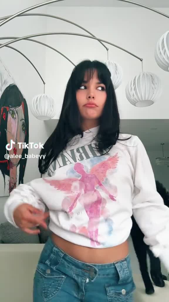 Downlosad2afe9768b8427454.mp4