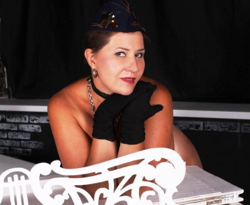 Ekaterina-2066c621fd1ecaafd9.jpg