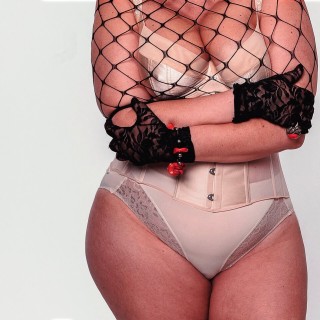 Ekaterina-56bf6db3314ab94de