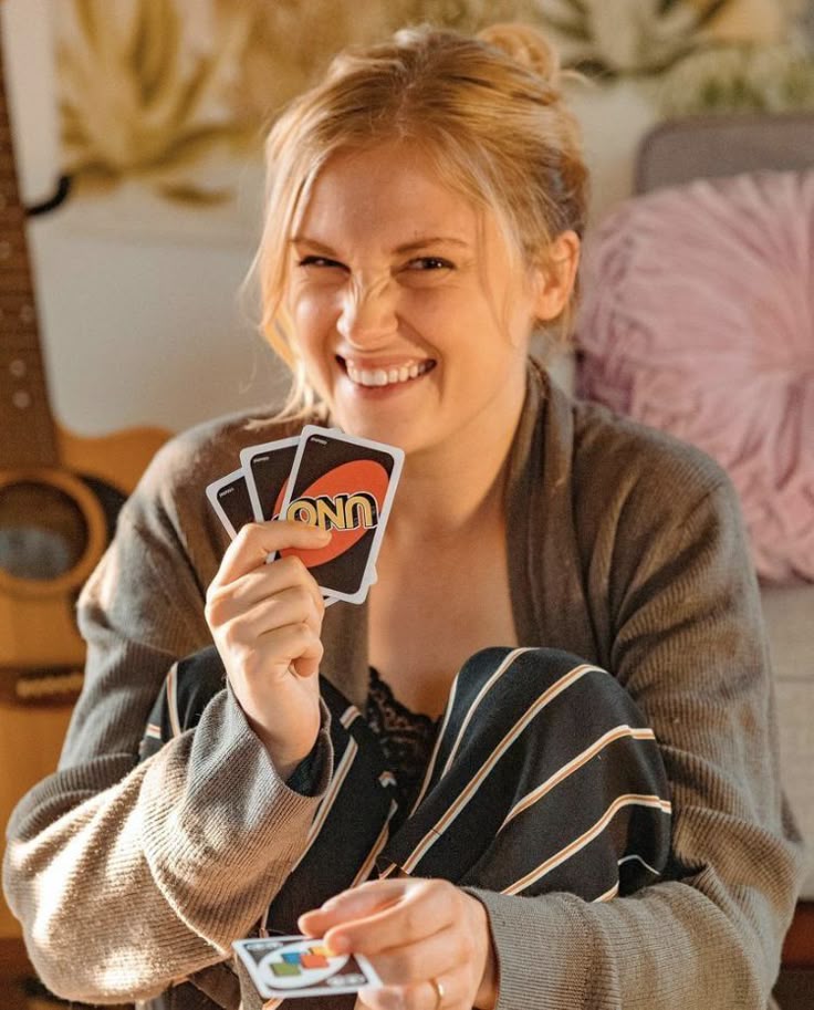 Eliza Taylor R010.jpeg