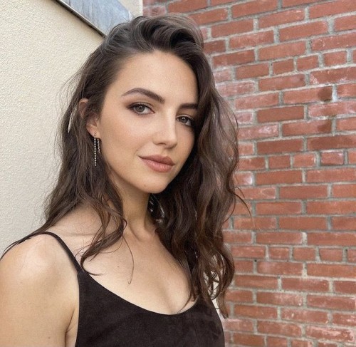 Ella-Hunt-R009.jpg