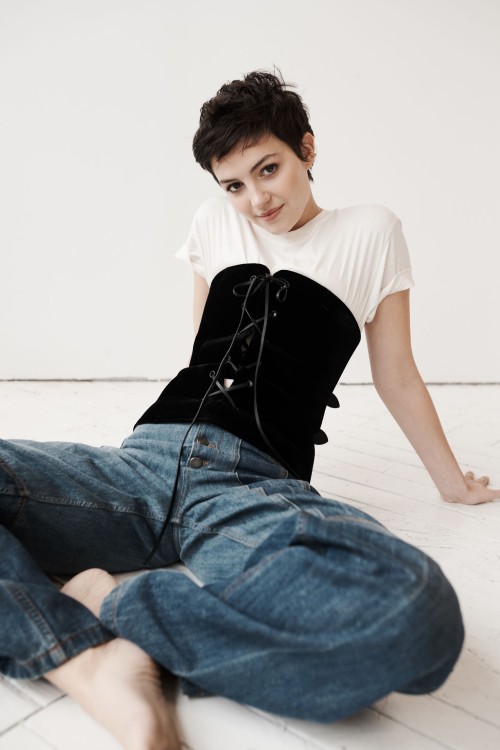 Ella-Hunt-R018.jpg
