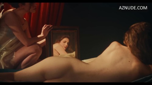 Ella-Hunt-R026.mp4