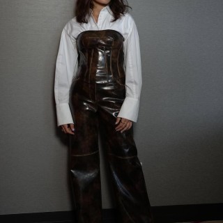 Ella-Purnell-R041