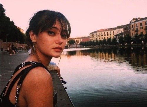 Ella-Purnell-R054.jpg