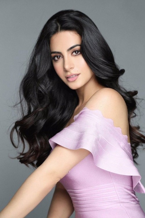 Emeraude-Toubia-R022b57645dd2c2d8483.jpeg