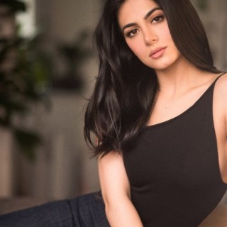 Emeraude-Toubia-R035be97e47af963b1ec