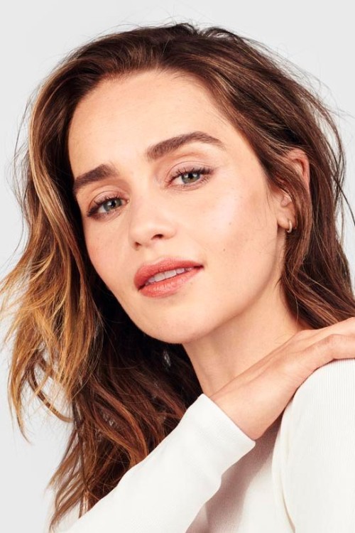 Emilia-Clarke-R027fa568f727dcdd5e5.jpeg