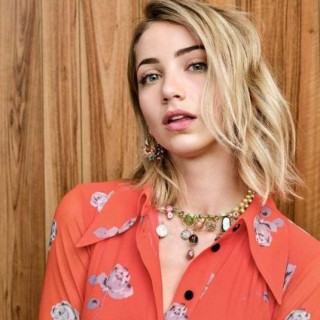 Emily-Rudd-R0145f757cbca647d6b7