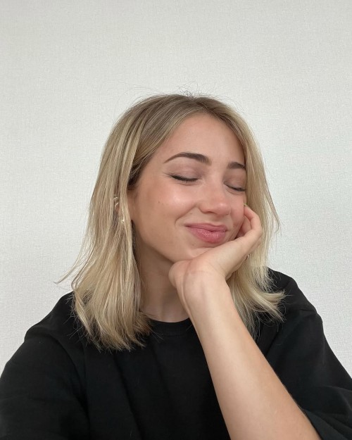 Emily-Rudd-R0239980a0113d29201e.jpg